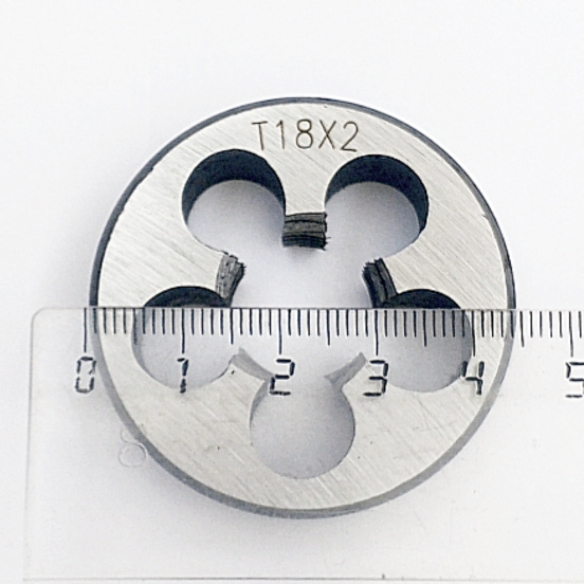 Плашка трапецеидальная трапеция Tr 18х2 (D45мм, h14мм)