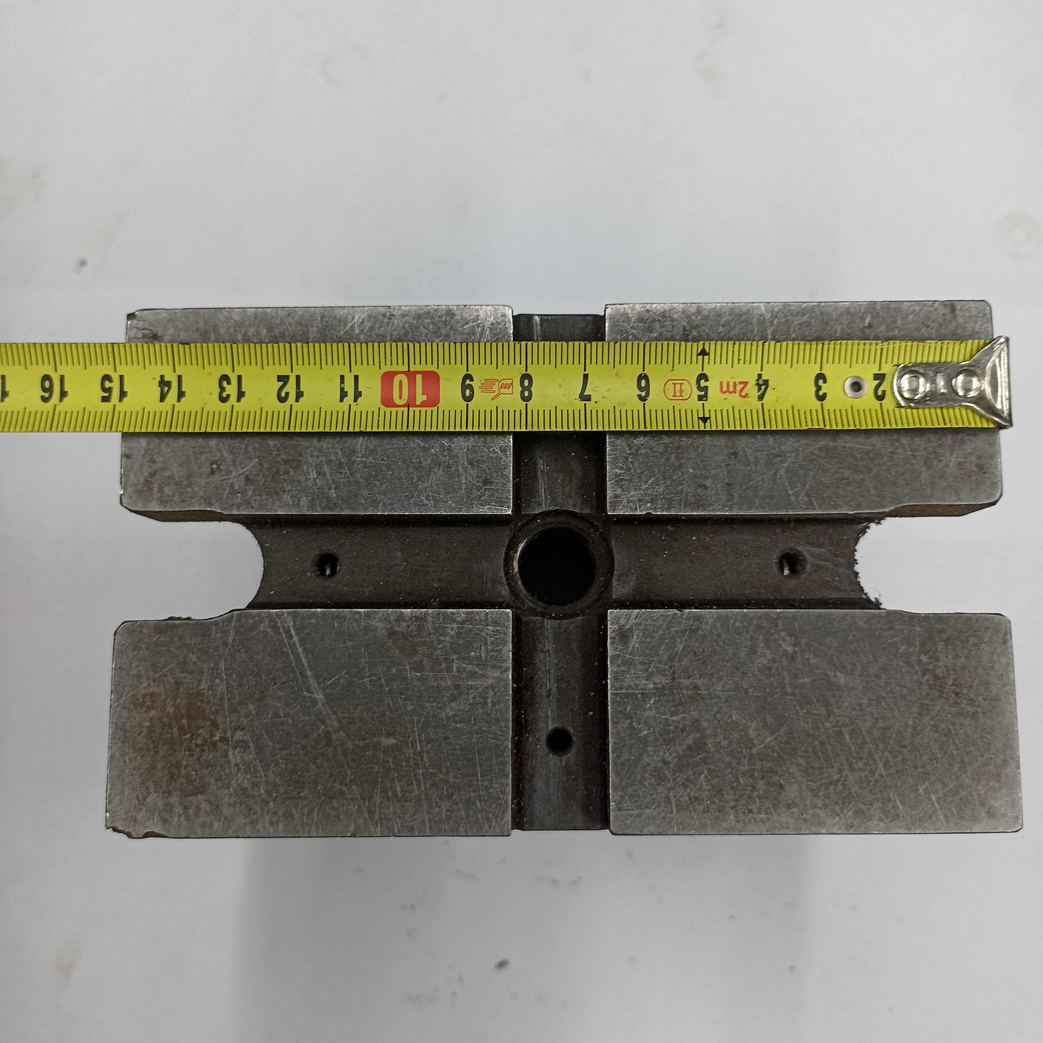 Домкрат (УСП) для фрезерного станка высота MAX 210mm, min 140mm