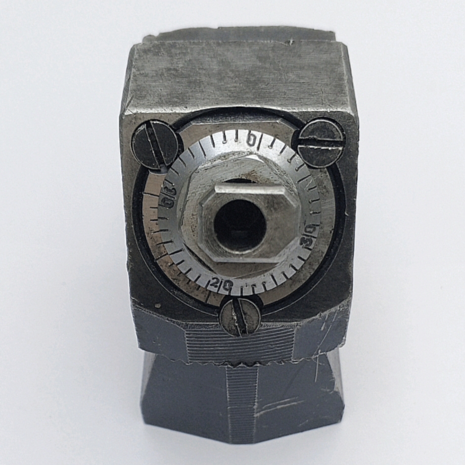 Оправка ИСО50/ISO50 с расточным блоком с микром. подачей (L 200мм от юбки, D 95мм, 100-180мм, под резец d8мм) (2192-4012) SK50