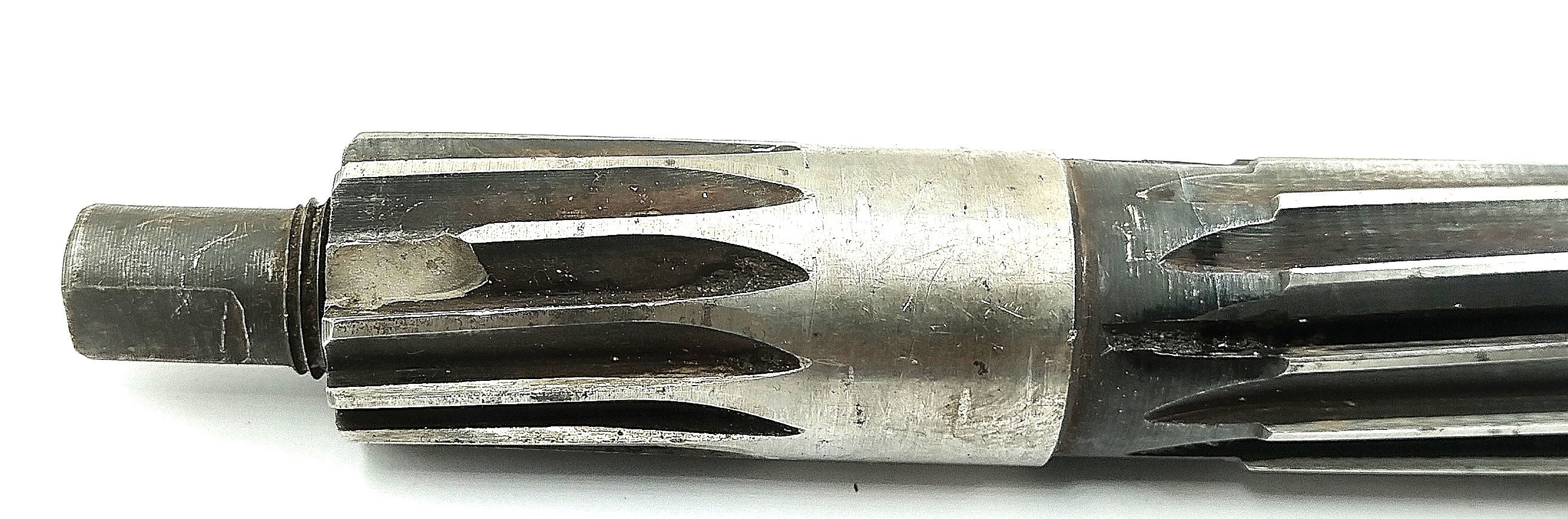 Развертка ручная разжимная d 28 Р-10
