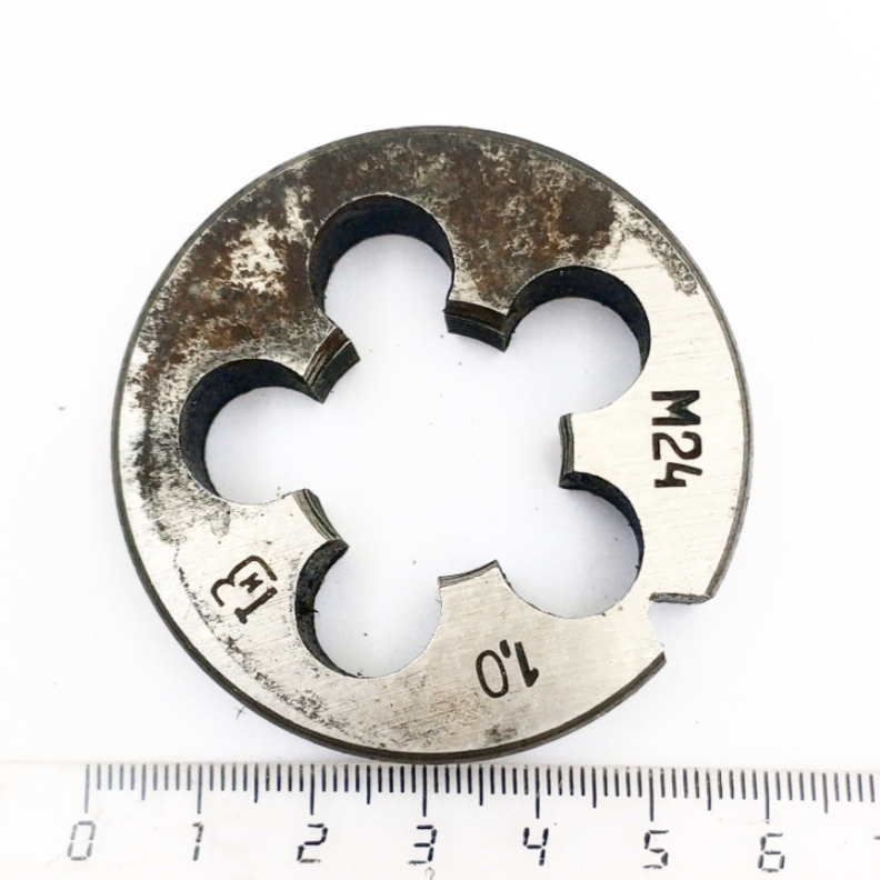 Плашка М24х1,0 9ХС