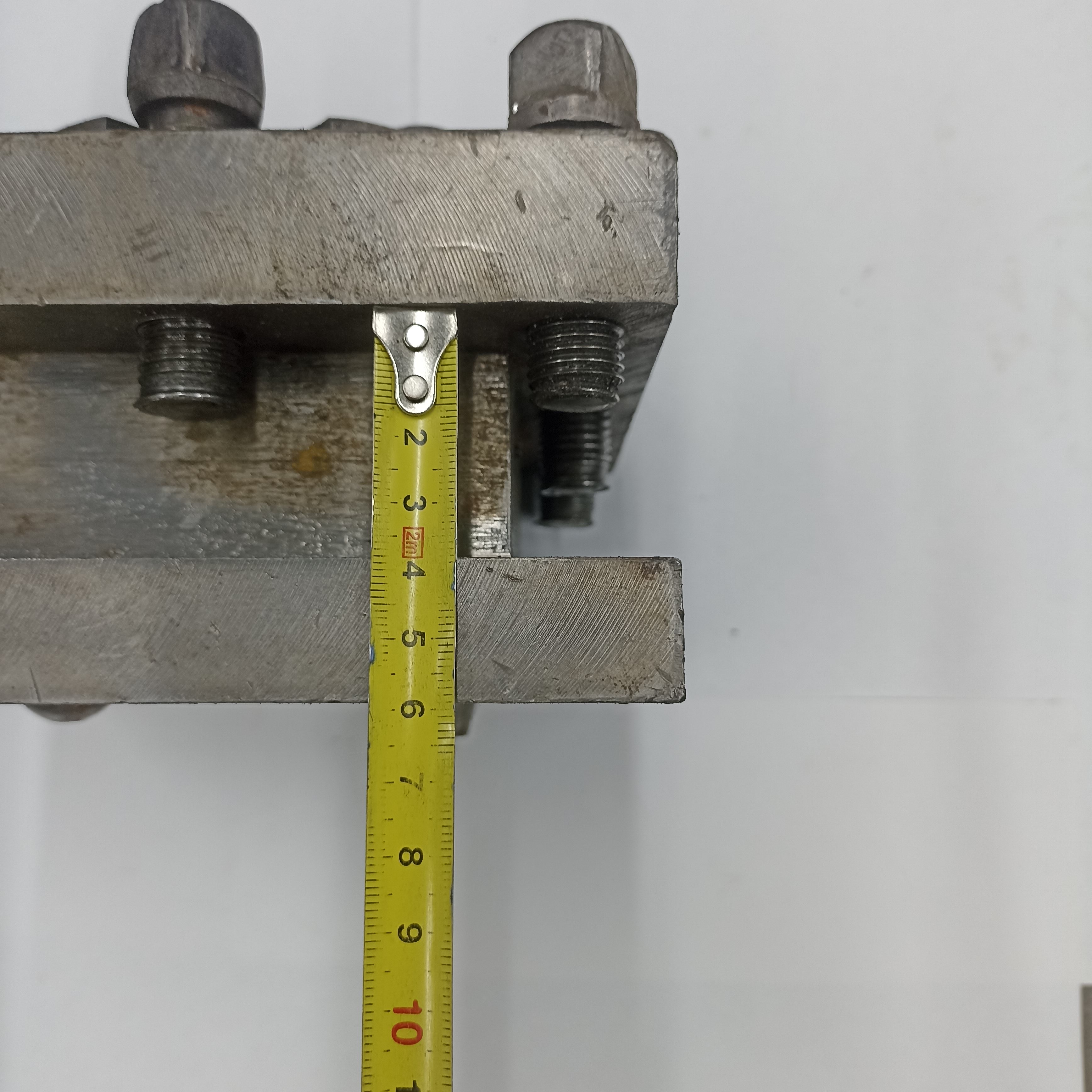 Резуедержатель 150Х150Х85