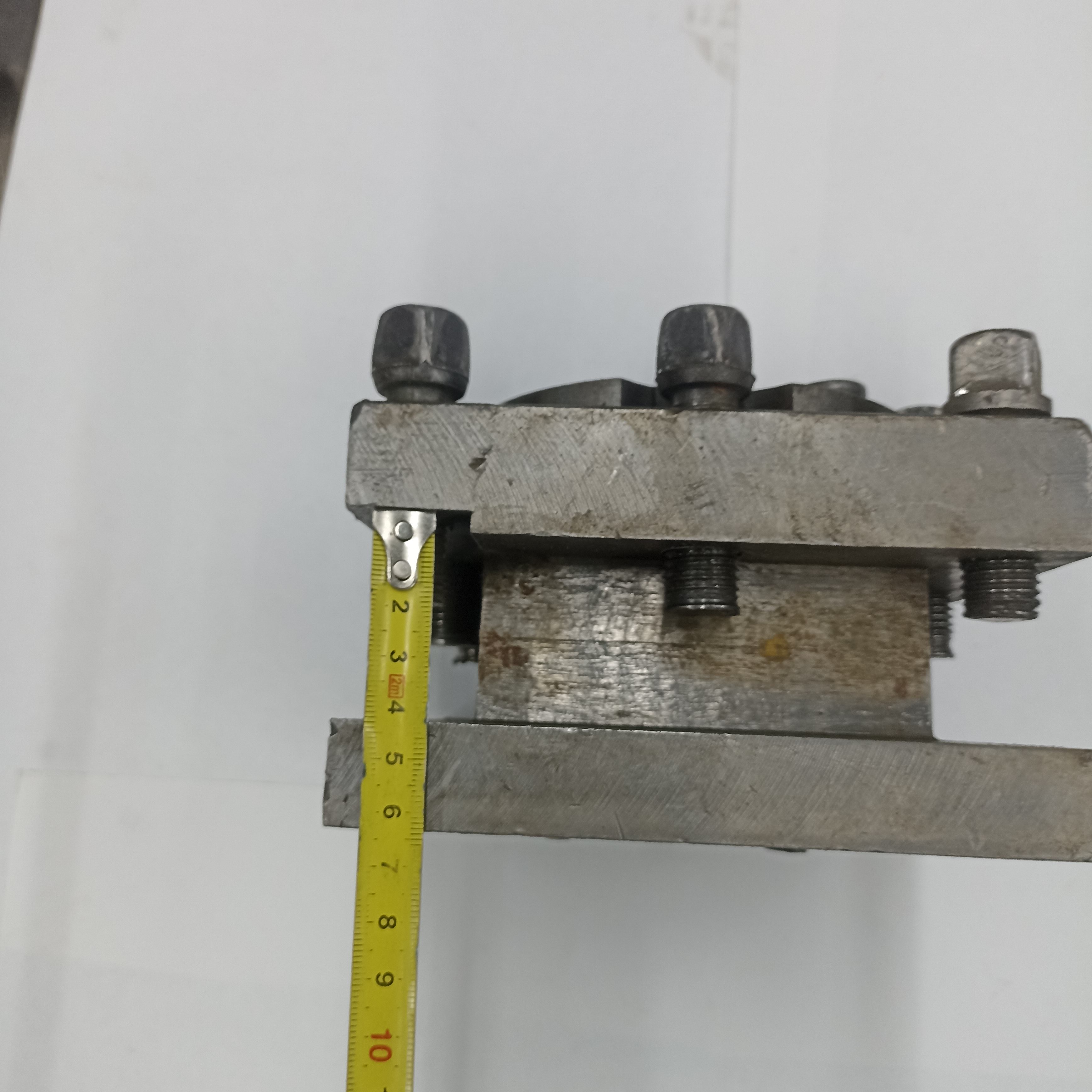Резуедержатель 150Х150Х85