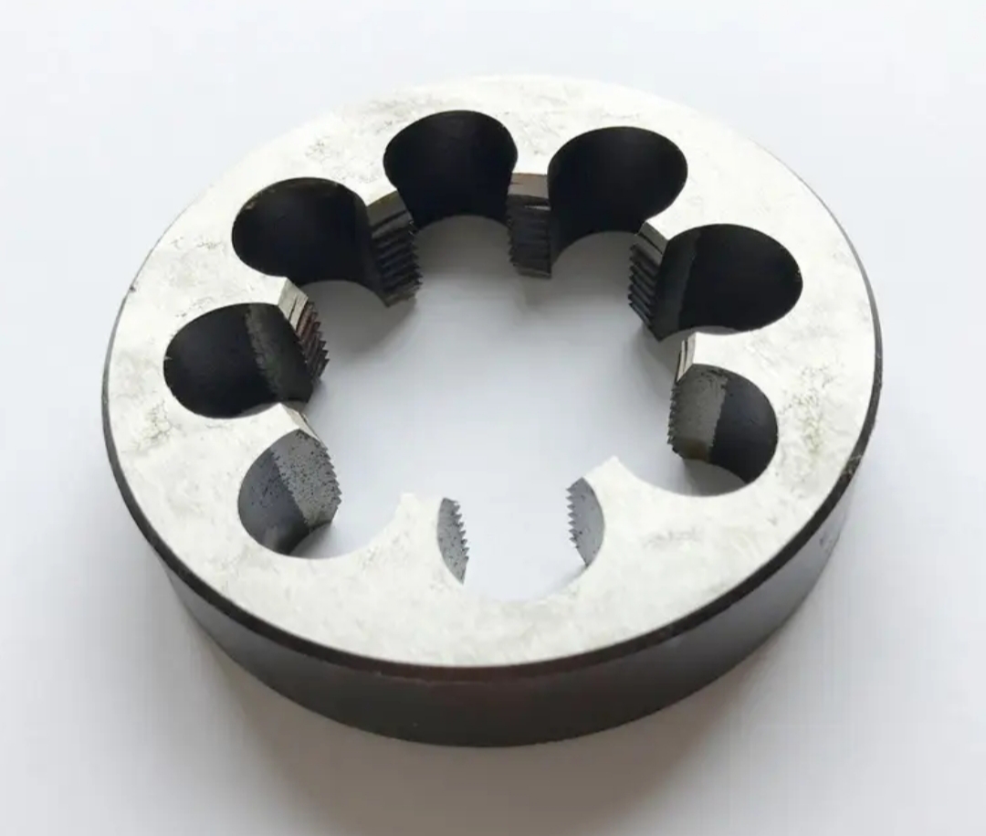 Плашка метрическая левая М50х2,0 LH